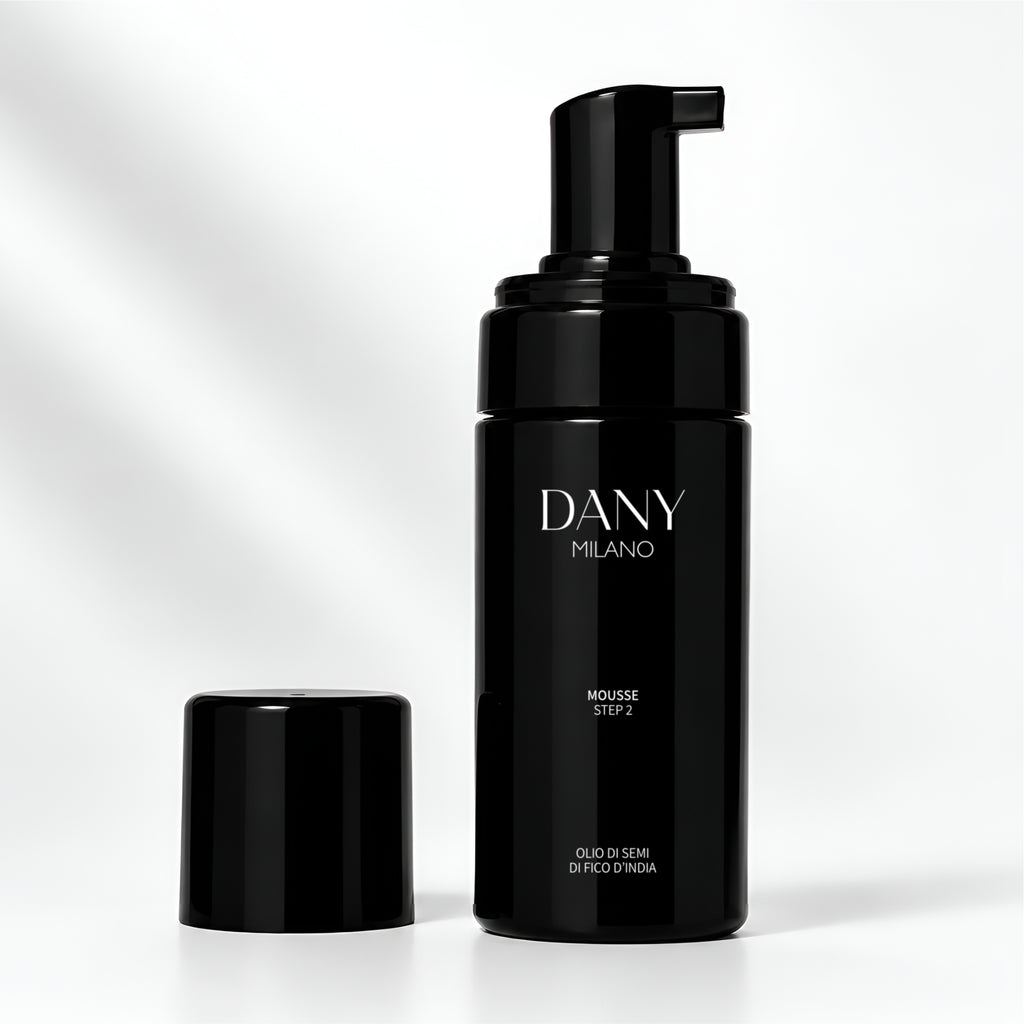 MOUSSE DETERGENTE VISO CON OLIO DI SEMI DI FICO D’INDIA