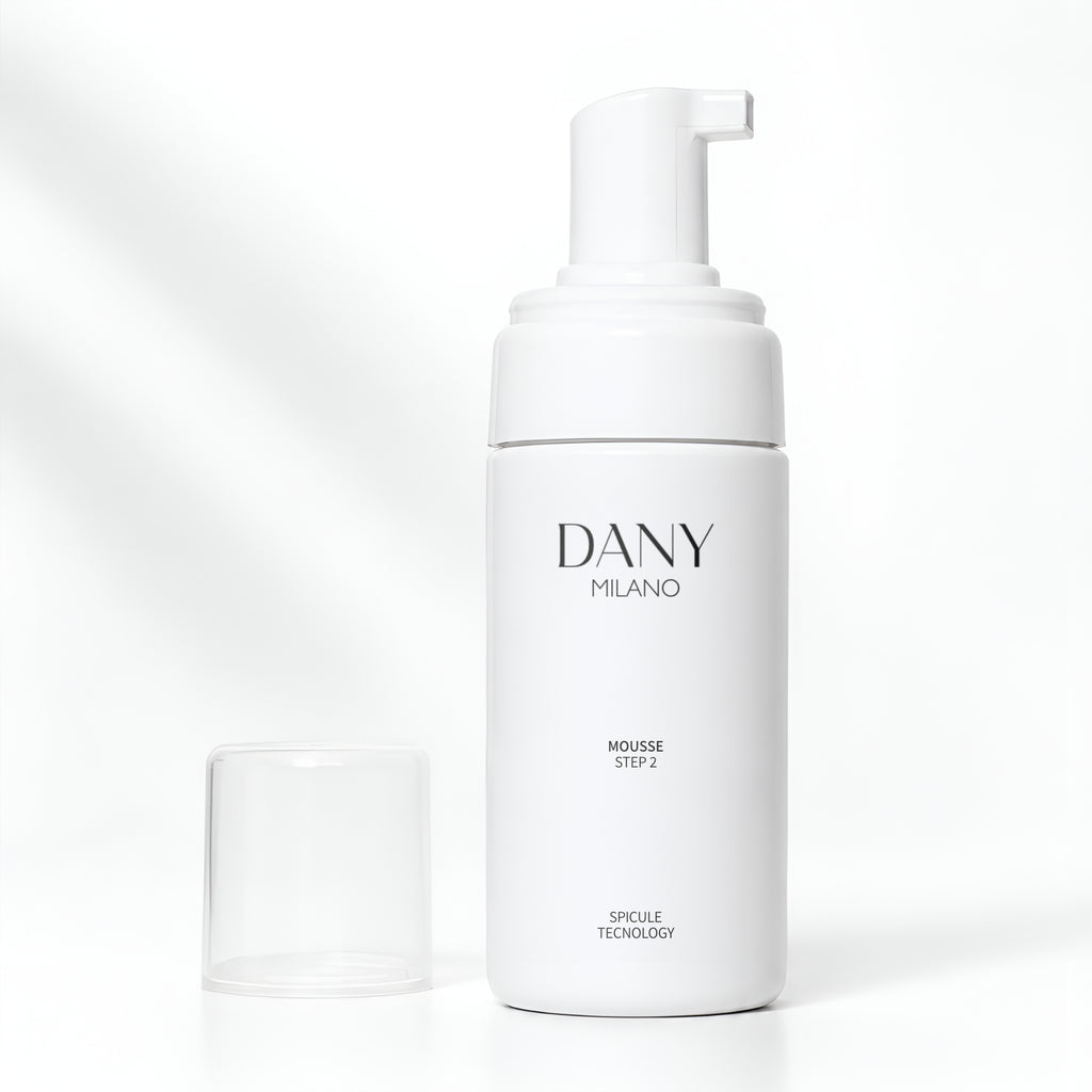 MOUSSE DETERGENTE VISO CON SPICULE